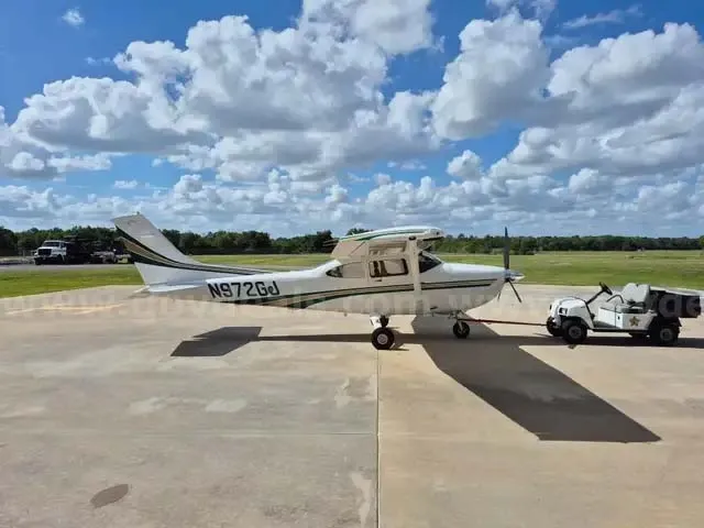 2006 Cessna 182T for sale