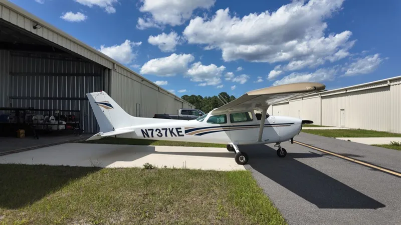 1977 Cessna 172N for sale