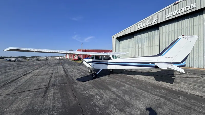 1982 Cessna 172P for sale