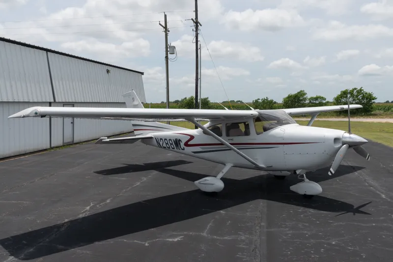2002 Cessna 182T for sale
