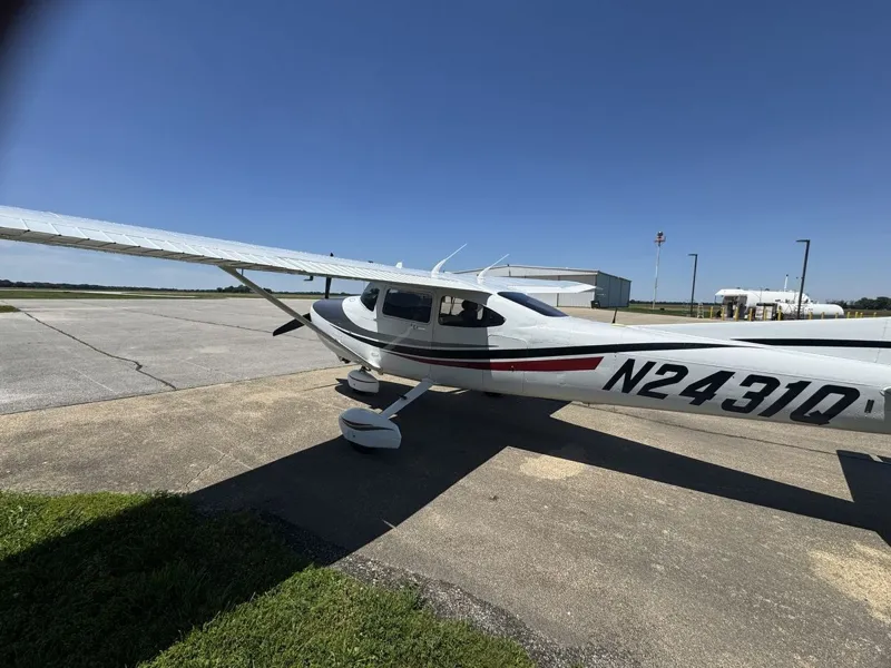2000 Cessna 182 for sale