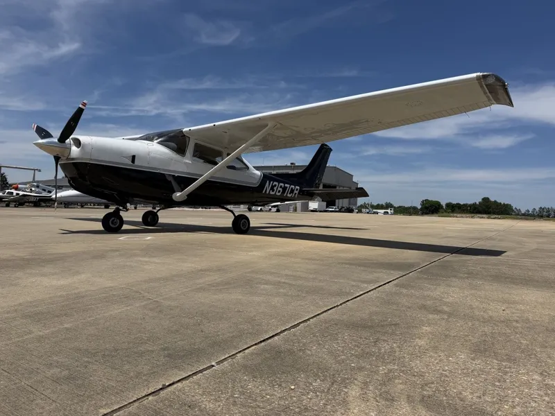 1982 Cessna 182R for sale