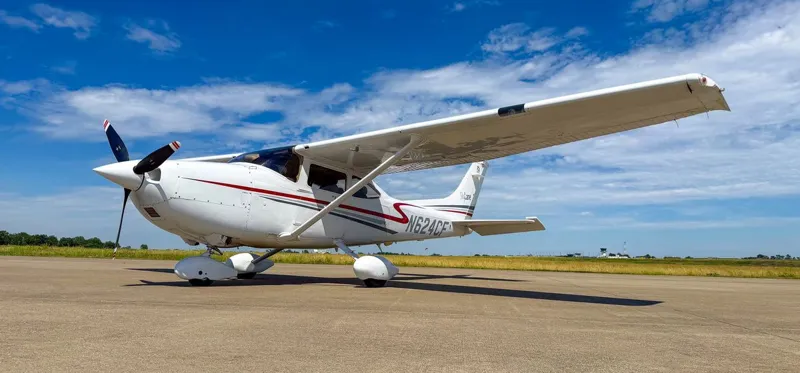 Cessna 182T Skylane for sale