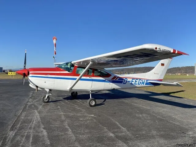 Cessna 182T for sale