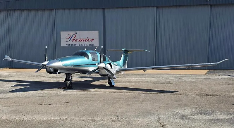 2023 Diamond DA62 for sale
