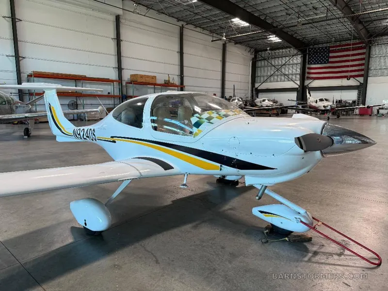 2002 Diamond DA40 for sale