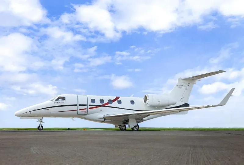 2015 Embraer Phenom 300 for sale