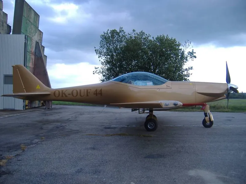 Sedlacek F-100 Fascination