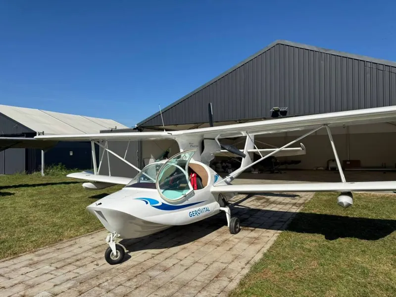 Edra Super Petrel 100