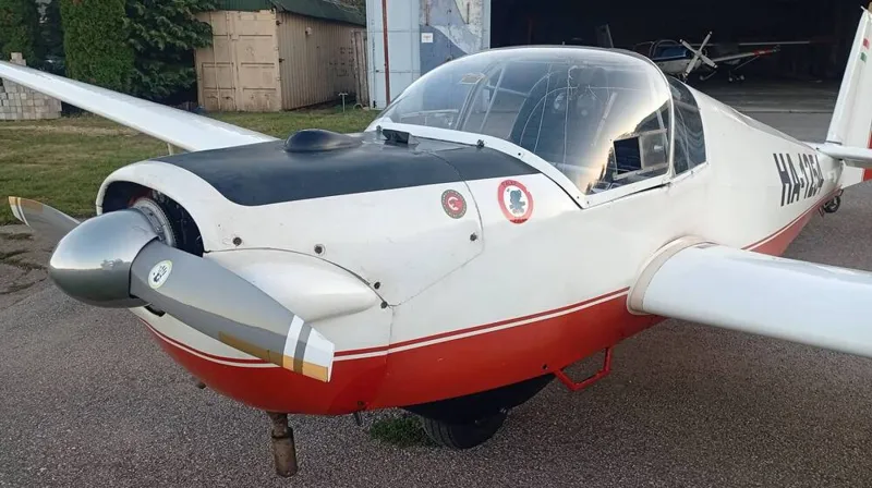 Scheibe SF-25C Falke
