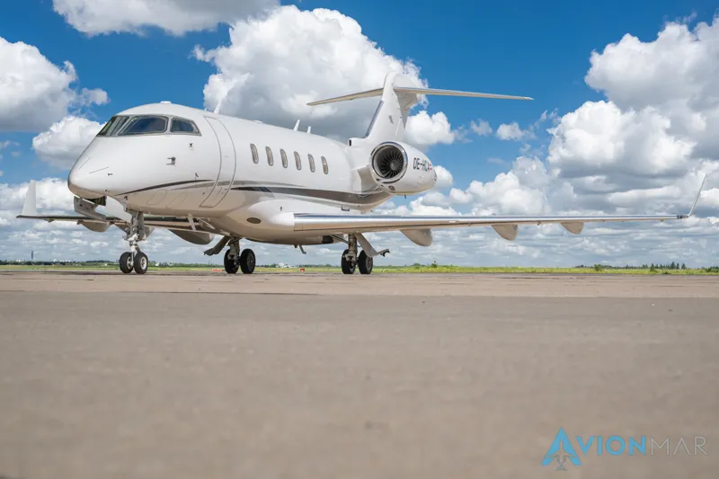 2010 Bombardier Challenger 300 for sale
