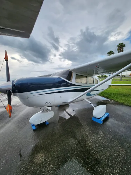 2007 Cessna 206H for sale