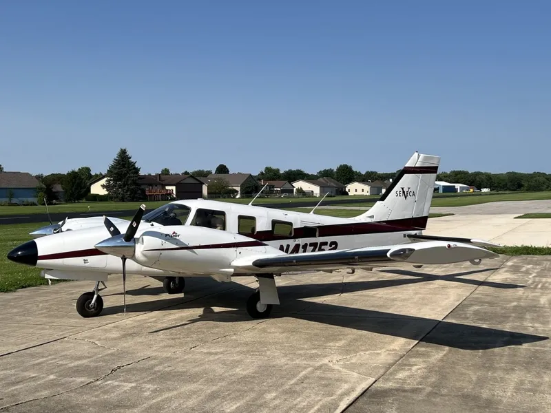1999 Piper Seneca for sale
