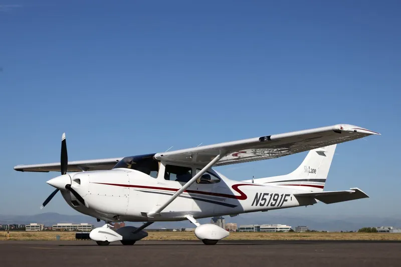 2002 Cessna 182T for sale