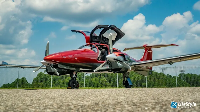 2025 Diamond DA62 for sale