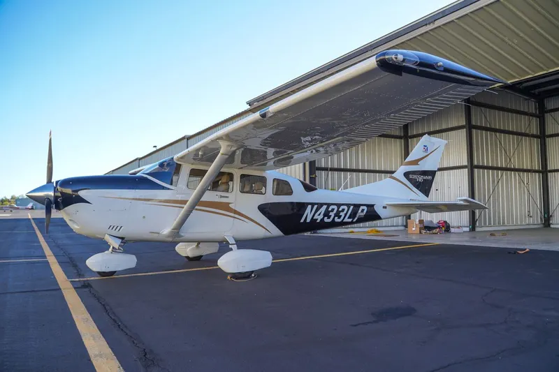 2022 Cessna 206H for sale