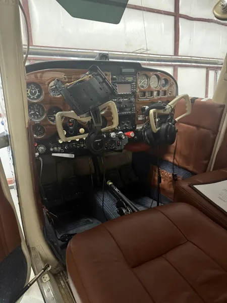 Cessna 172E for sale
