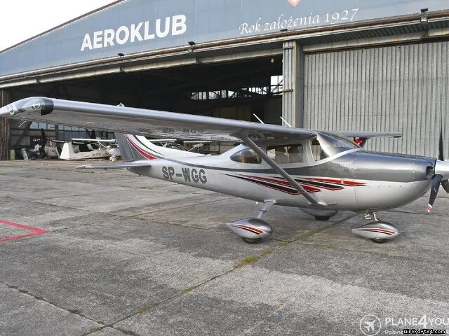 2005 Cessna 182T for sale