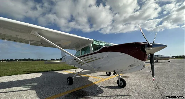 2004 Cessna T206H for sale