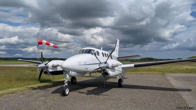 1994 Beechcraft King Air C90B for sale