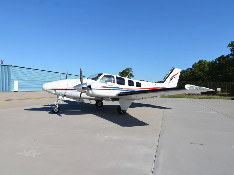 2001 Beechcraft Baron 58 for sale
