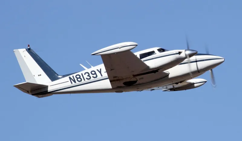 Piper Twin Comanche